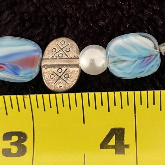 Hand made Glass bead Bracelet - Picture 3 of 3